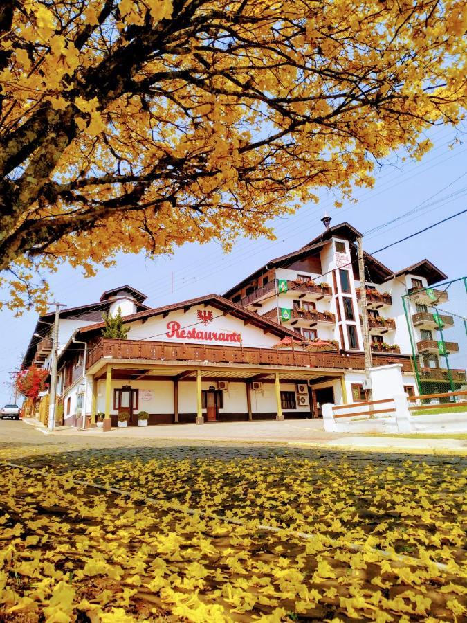 Hotel Tirol Treze Tilias Exterior photo